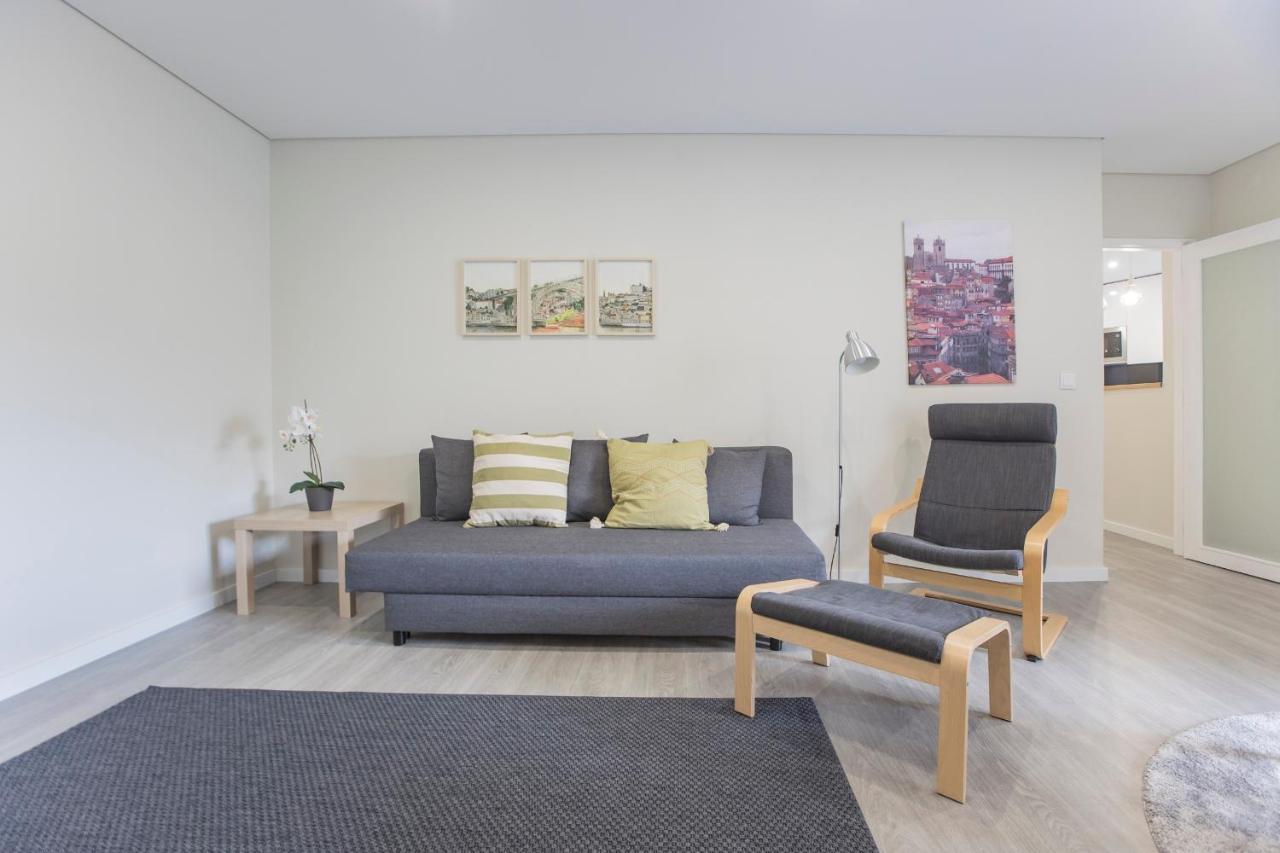 2Br Flat W/ Ac & Great Views By Lovelystay Vila Nova de Gaia Ngoại thất bức ảnh
