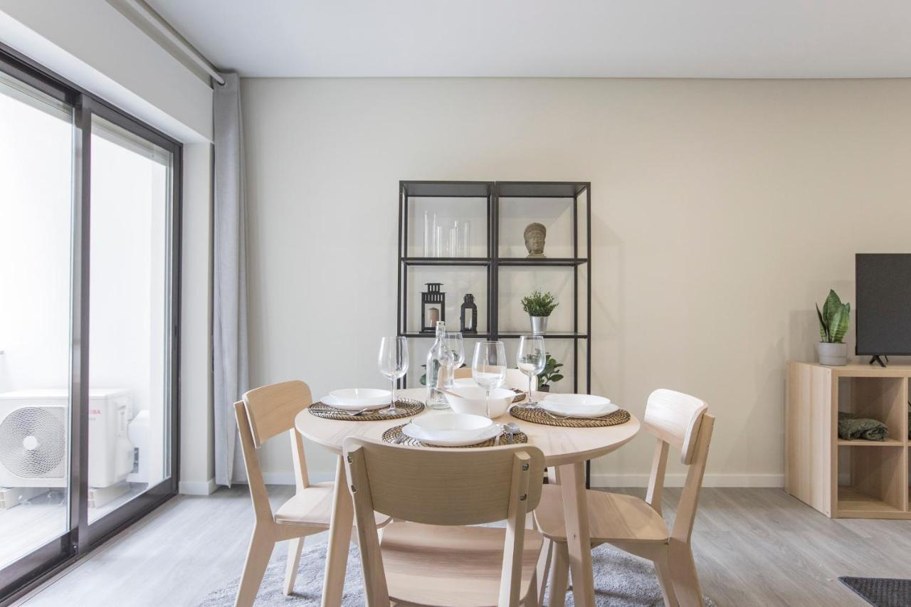2Br Flat W/ Ac & Great Views By Lovelystay Vila Nova de Gaia Ngoại thất bức ảnh